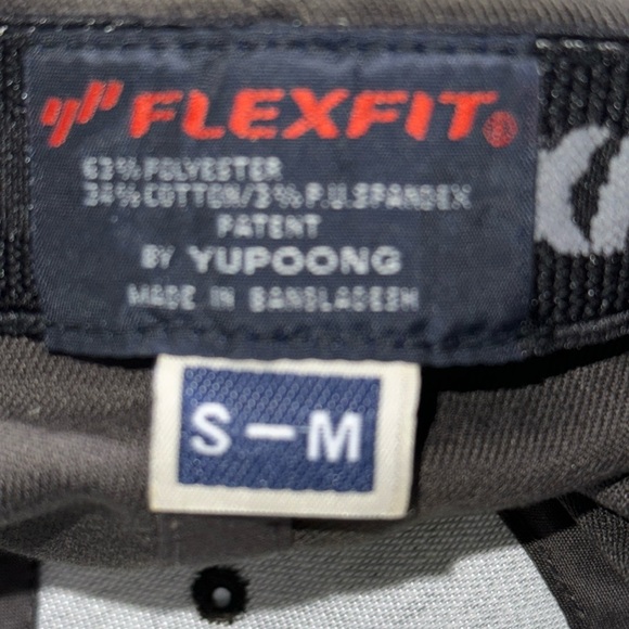 Flexfit Men's White and Grey “Tropix”  Logo Hat Size S/M - Picture 5 of 6